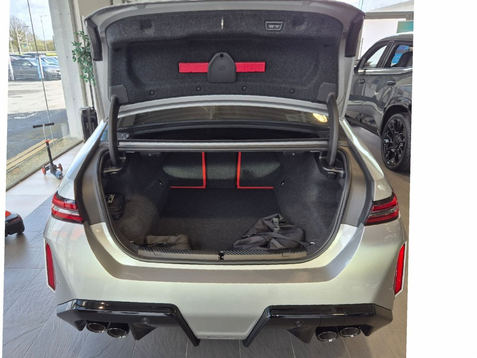 2026 BMW M5 - image 10