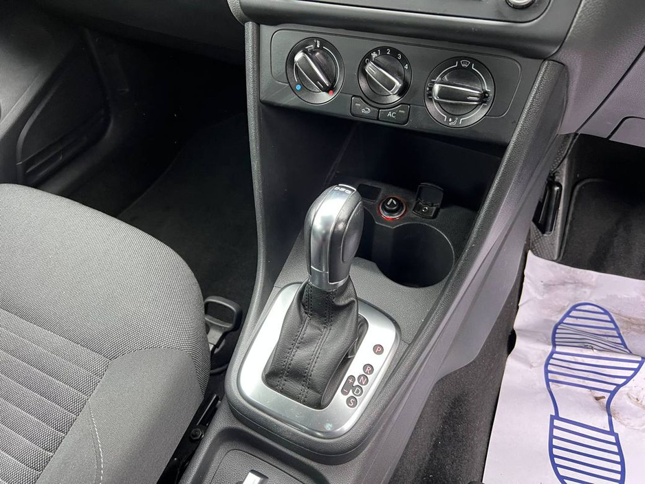 2013 Volkswagen Polo COMFORTLINE 1.2 TSI // SERVICE HISTORY // AIR CONDITIONING // 2 KEYS €8,950