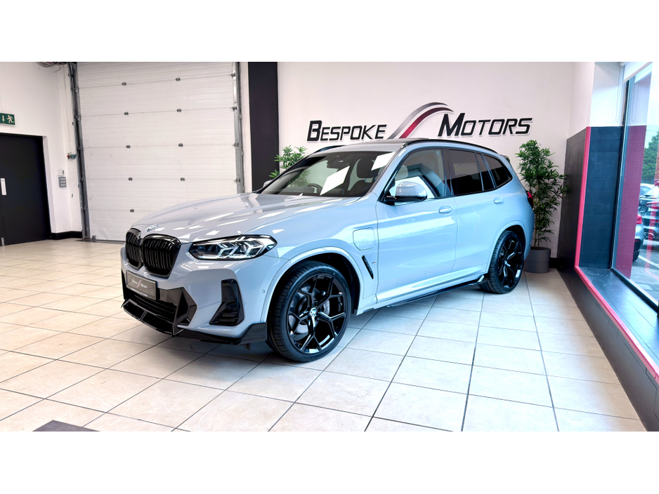 2023 BMW X3 - image 11
