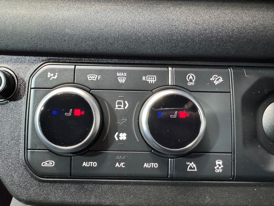 2021 Land Rover Defender - image 20
