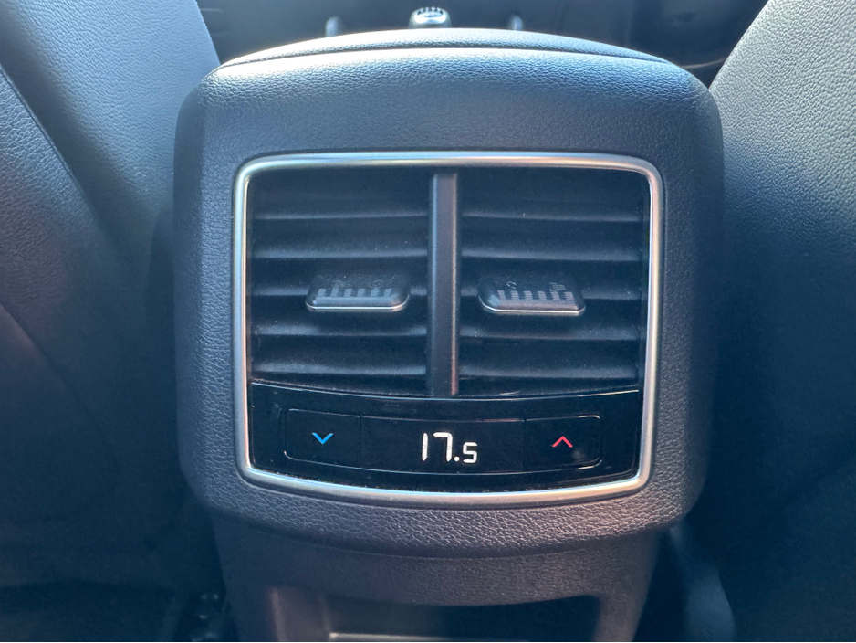 2024 Kia Sportage - image 19