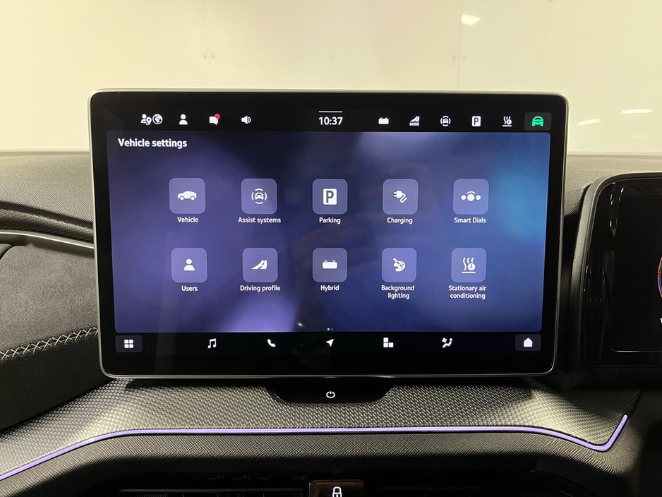 2025 Skoda Kodiaq Sportline IV 1.5TSi PHEV 204BHP - Reversing Camera - Climate Control - Sat Nav - Heated Seats - Keyless Start - Apple CarPlay/Android Auto