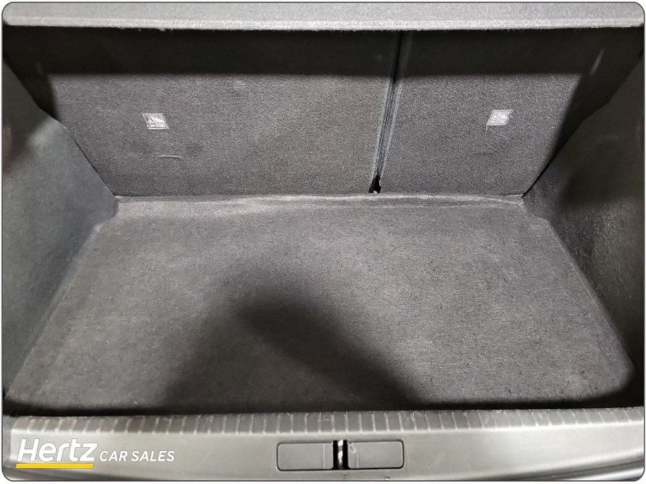 2023 Opel Corsa - image 18