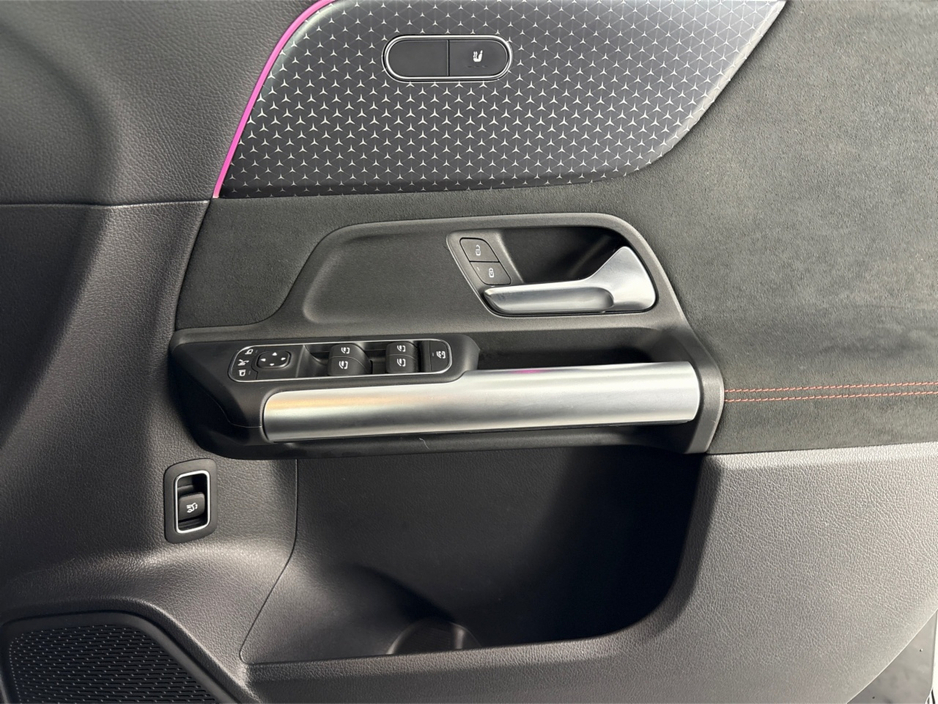 2025 Mercedes-Benz EQA - image 25