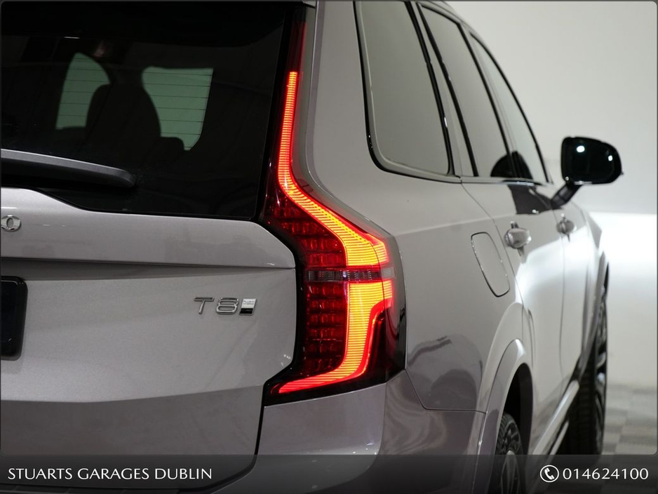 2025 Volvo XC90 - image 11