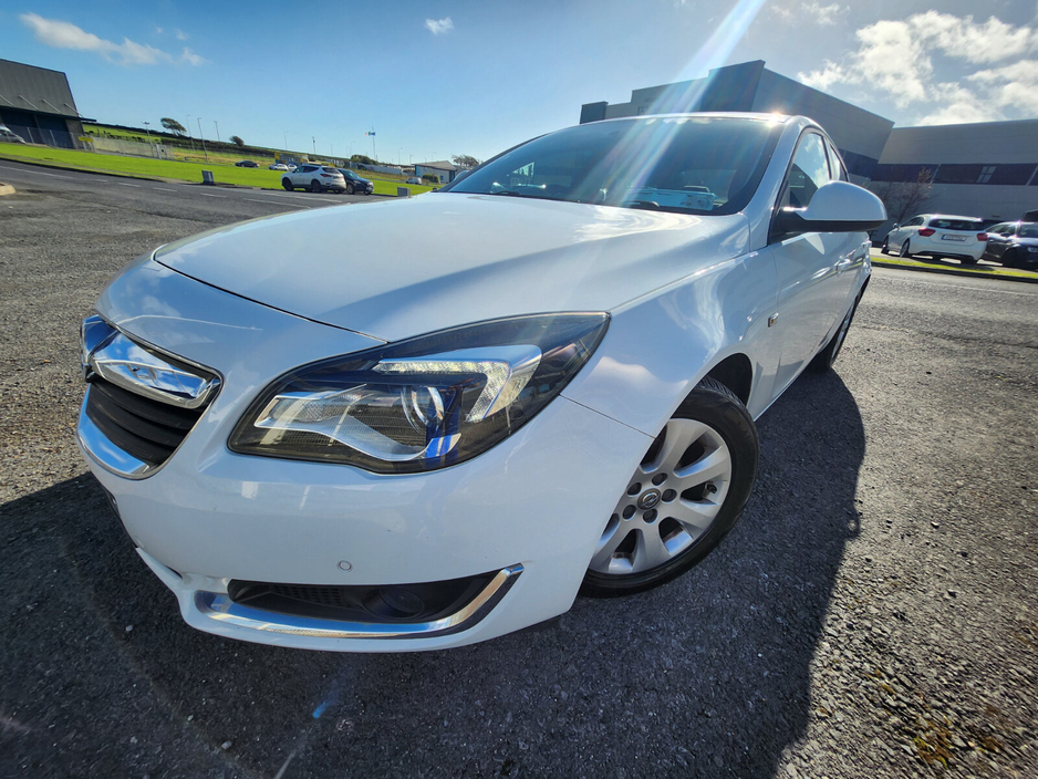 2016 Opel Insignia 1.6CDTI 136PS S €6,000