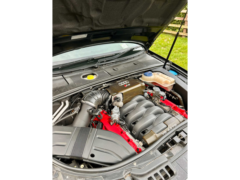 2007 Audi RS4 - image 29