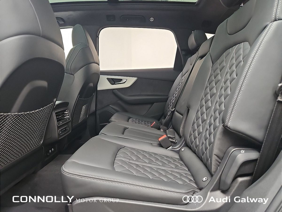 2026 Audi Q7 S-LINE TFSI E-HYBRID QUATTRO €112,950