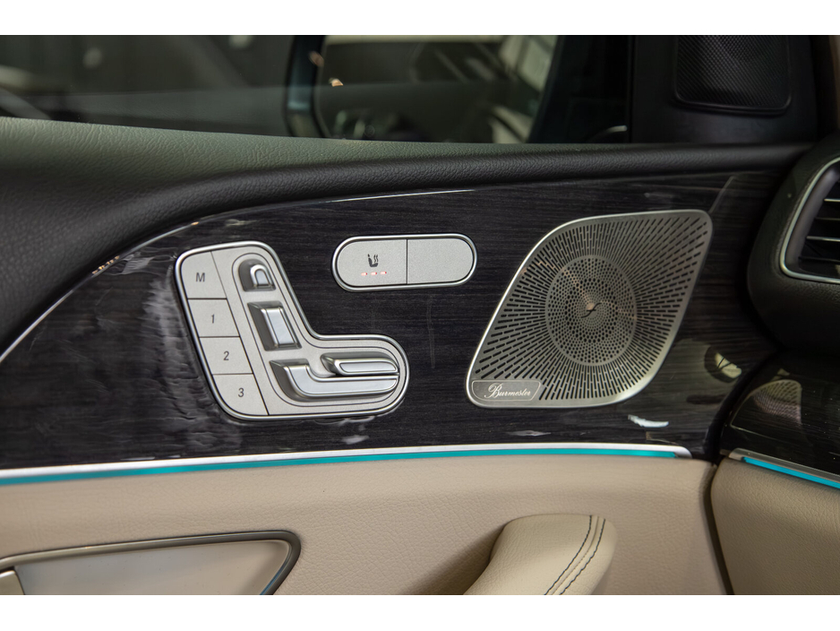 2022 Mercedes-Benz GLE Class - image 16