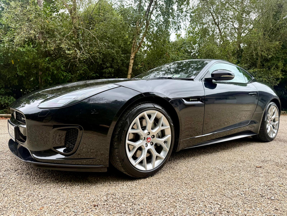 2018 Jaguar F-Type - image 7