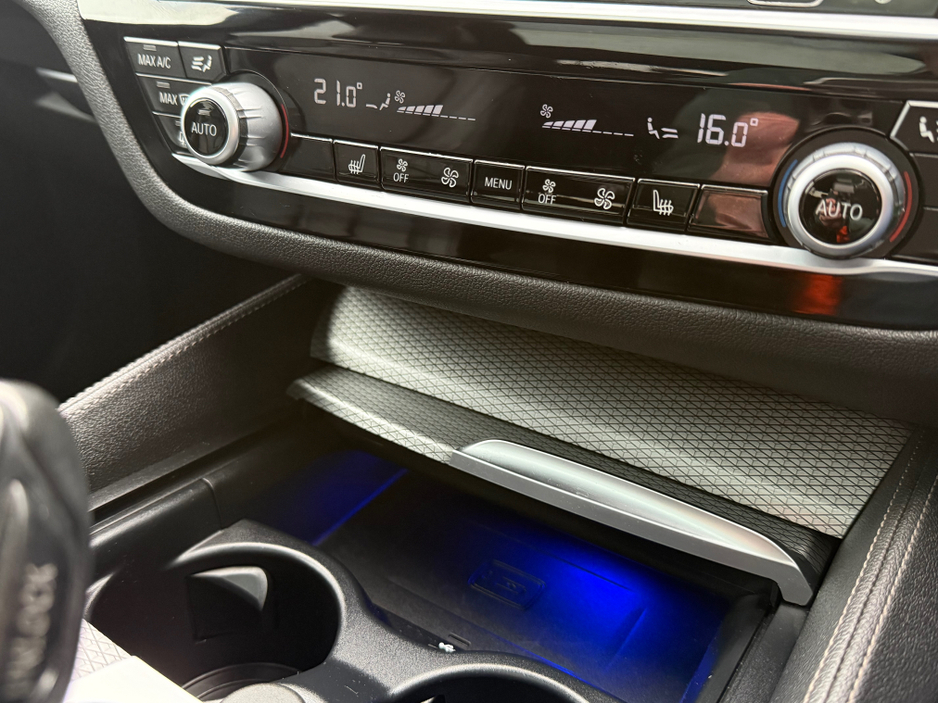 2019 BMW 6 Series - image 25