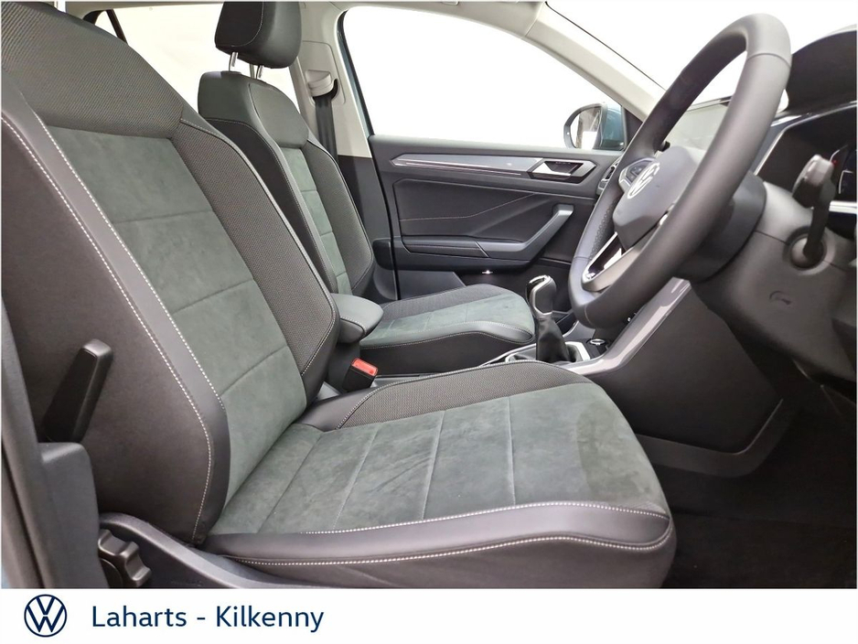 2025 Volkswagen T-Roc STYLE 75 PLUS 2.0TDI 116HP €40,950