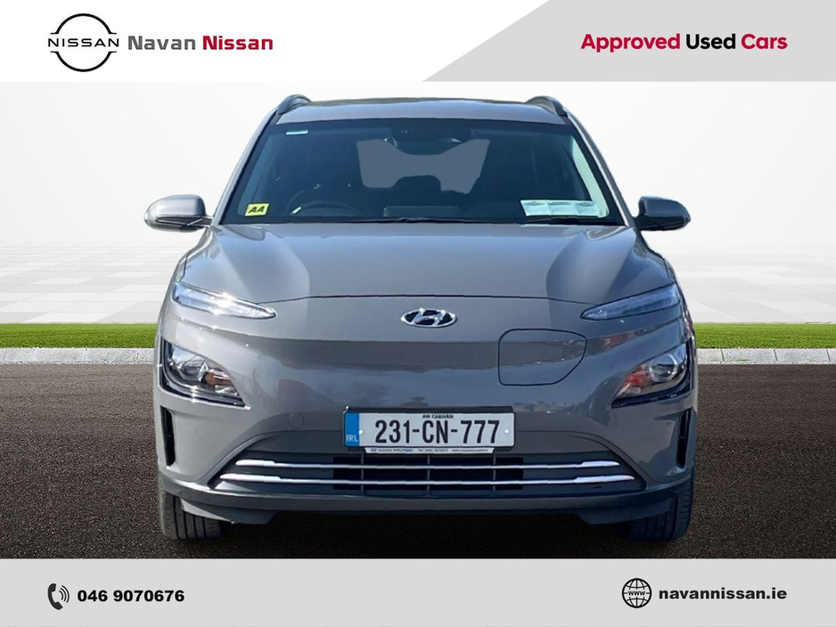 2023 Hyundai Kona - image 2