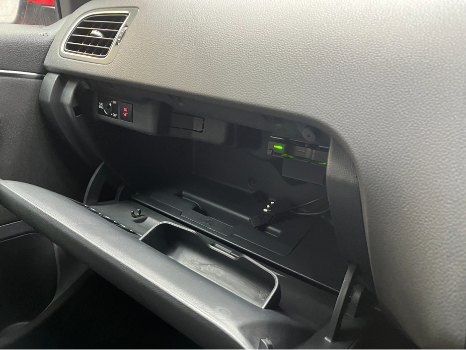 2014 Volkswagen Polo - image 15