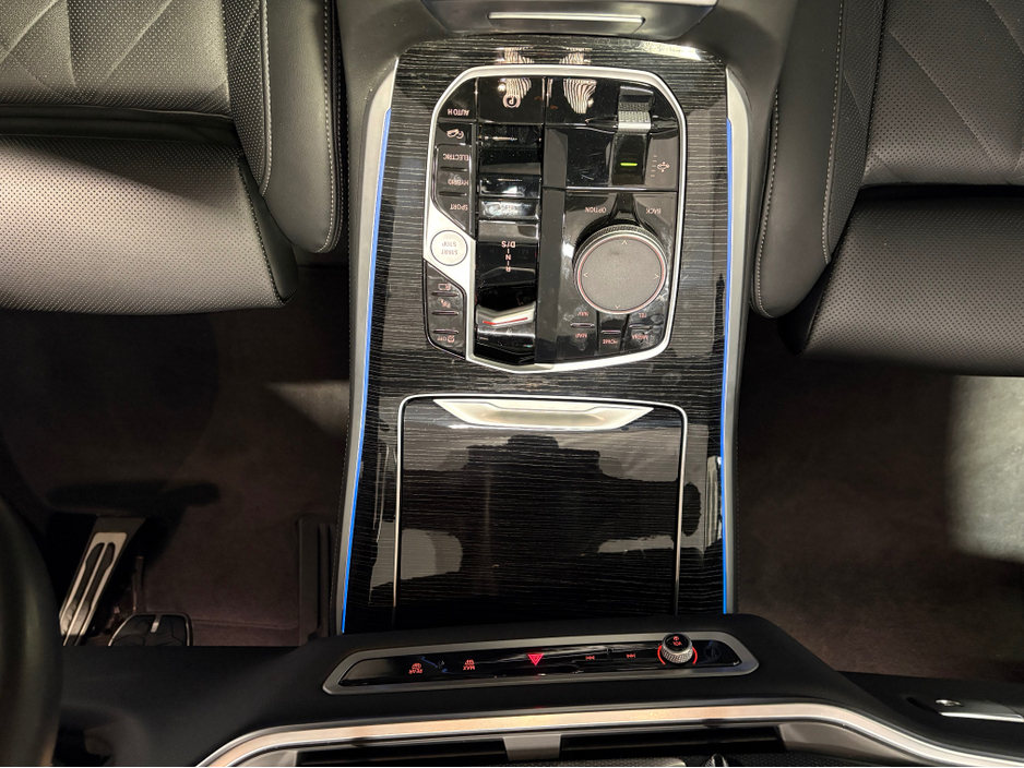 2025 BMW X5 50E M SPORT AUTO -  MASSIVE SPEC €97,950