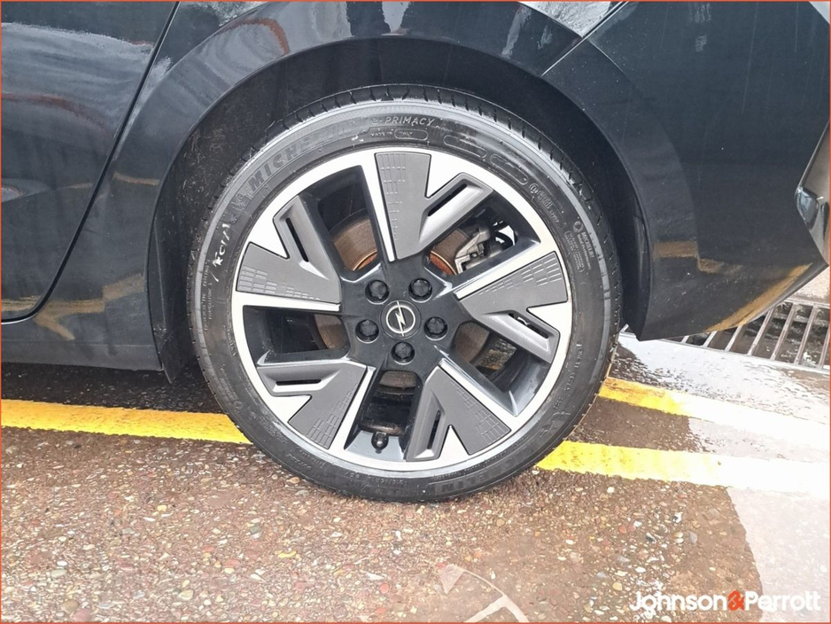 2025 Opel Astra SC 54KWh EV 155PS €26,900