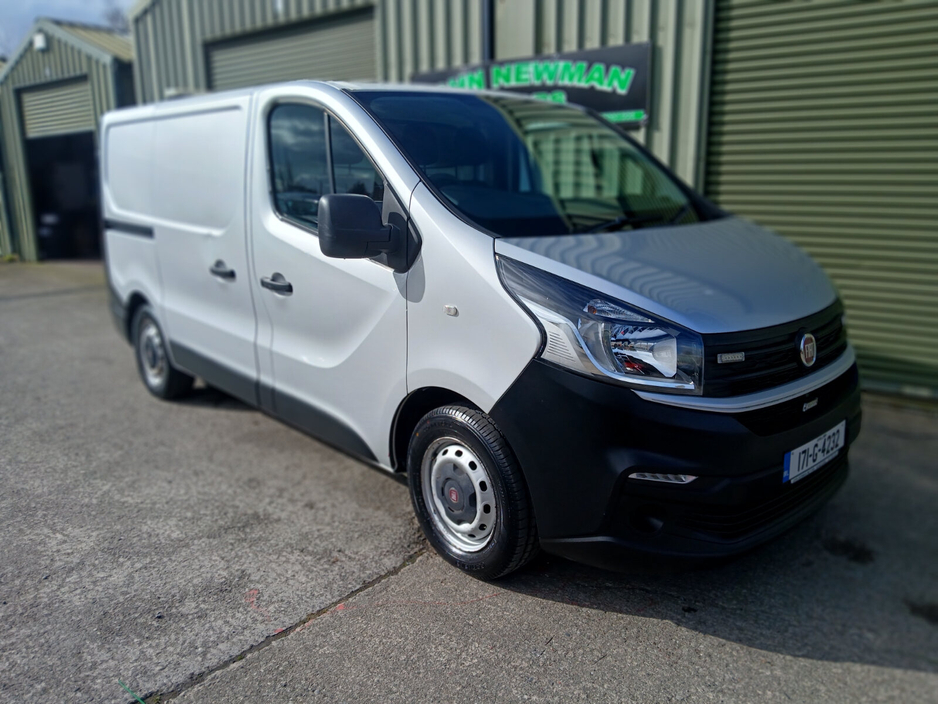 2017 Fiat Talento - image 4