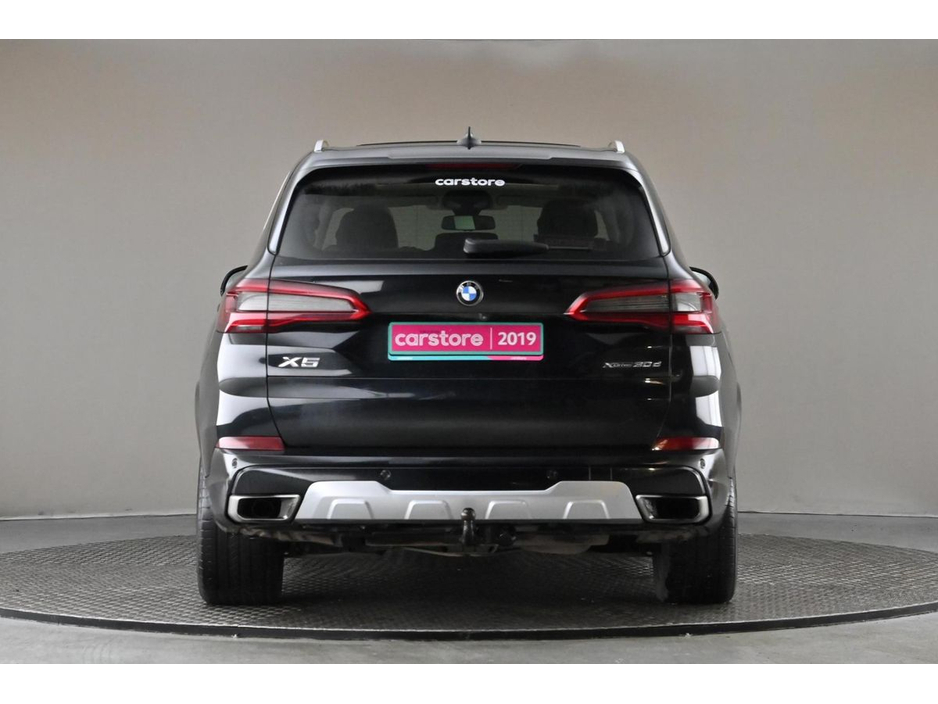2019 BMW X5 - image 8