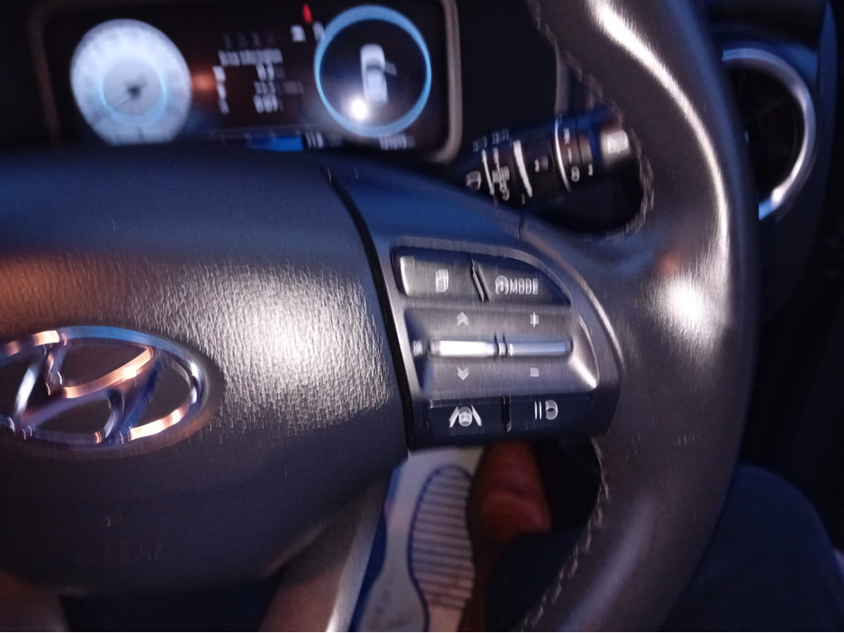 2022 Hyundai Kona - image 18