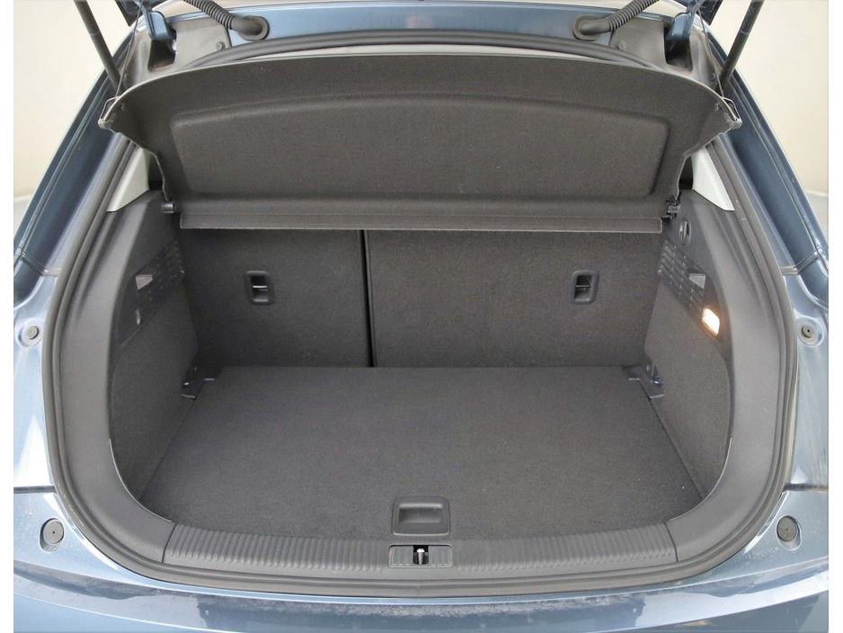 2017 Audi A1 - image 25