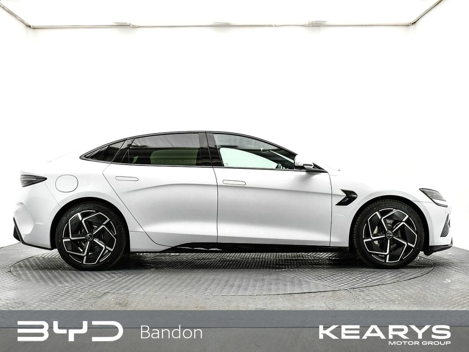 2026 BYD Seal - image 8