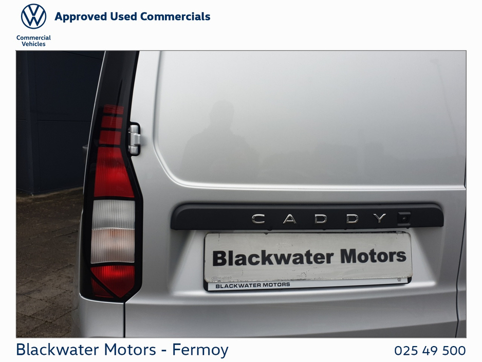 2024 Volkswagen Caddy - image 20