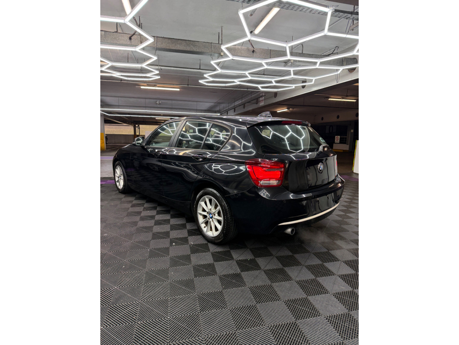 2012 BMW 1 Series - image 4