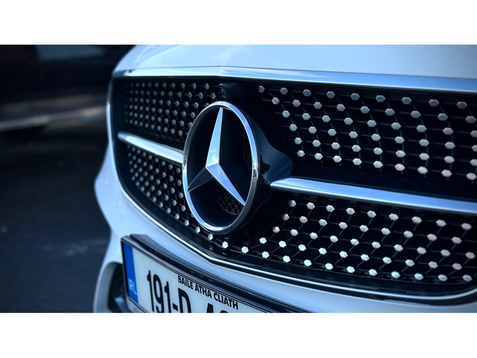 2019 Mercedes-Benz E Class - image 31