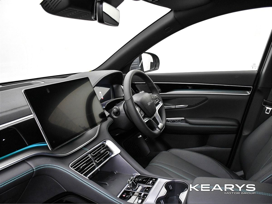 2025 BYD Seal U - image 11