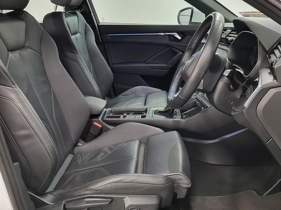 2024 Audi Q3 45 TFSI E S Tronic S line €43,975