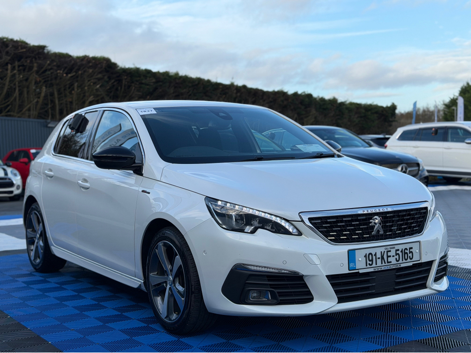 2019 Peugeot 308 - image 4