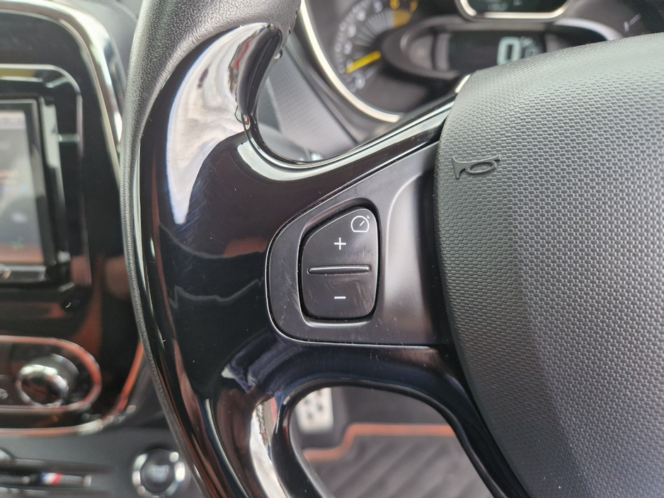 2015 Renault Captur - image 29