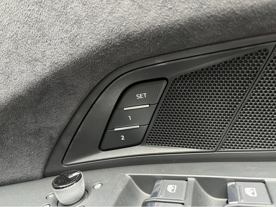 2023 Audi e-tron GT quattro - image 17