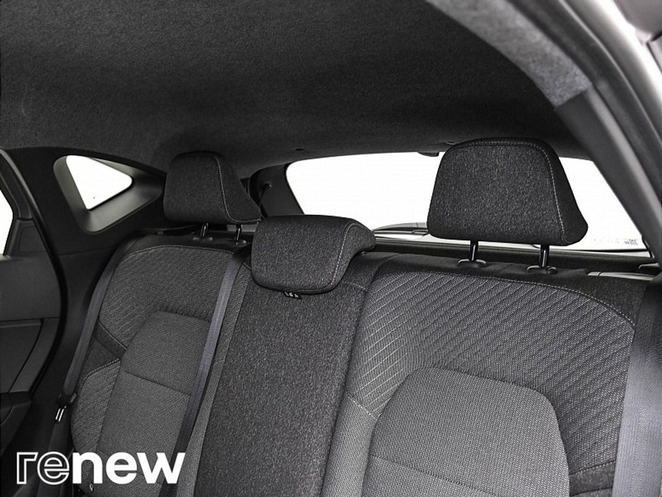 2026 Renault Captur - image 26