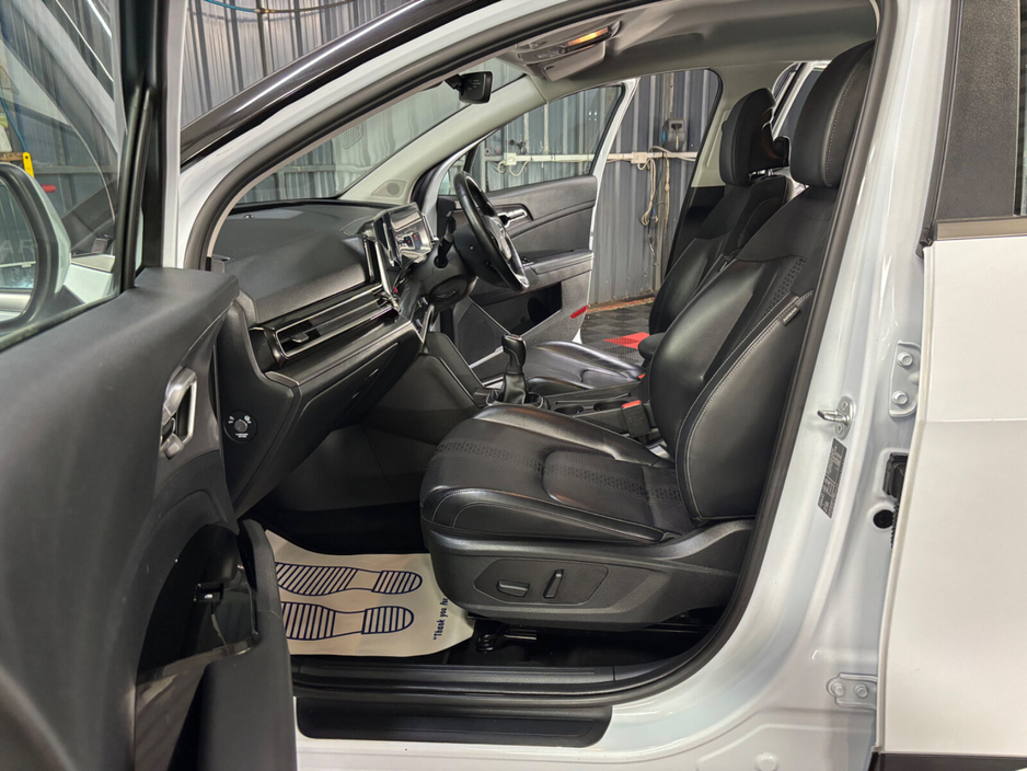 2024 Kia Sportage - image 18