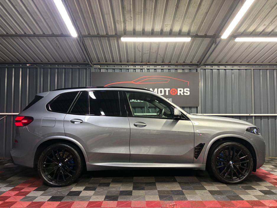 2026 BMW X5 xDrive50e M Sport €114,950