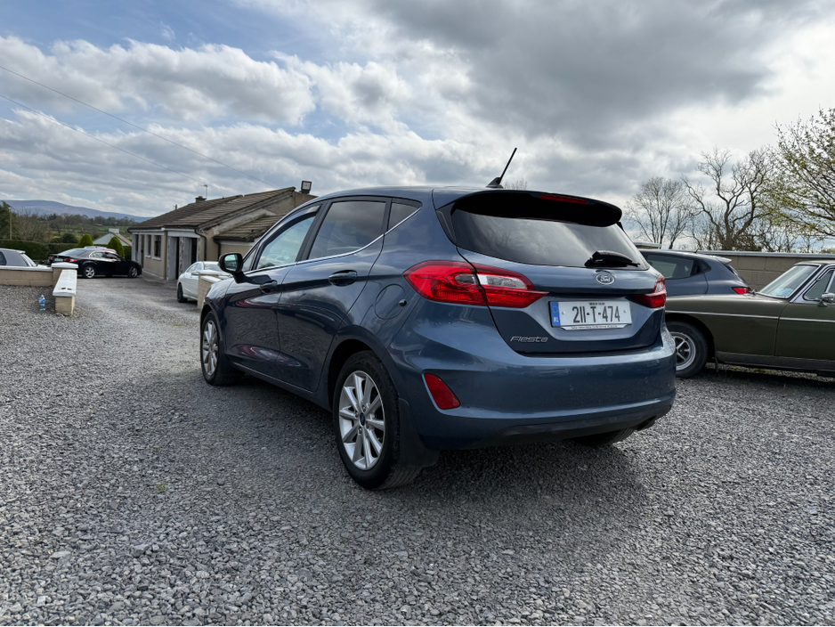 2021 Ford Fiesta - image 7