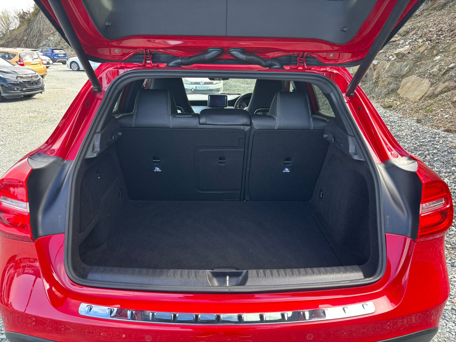 2015 Mercedes-Benz GLA Class - image 8