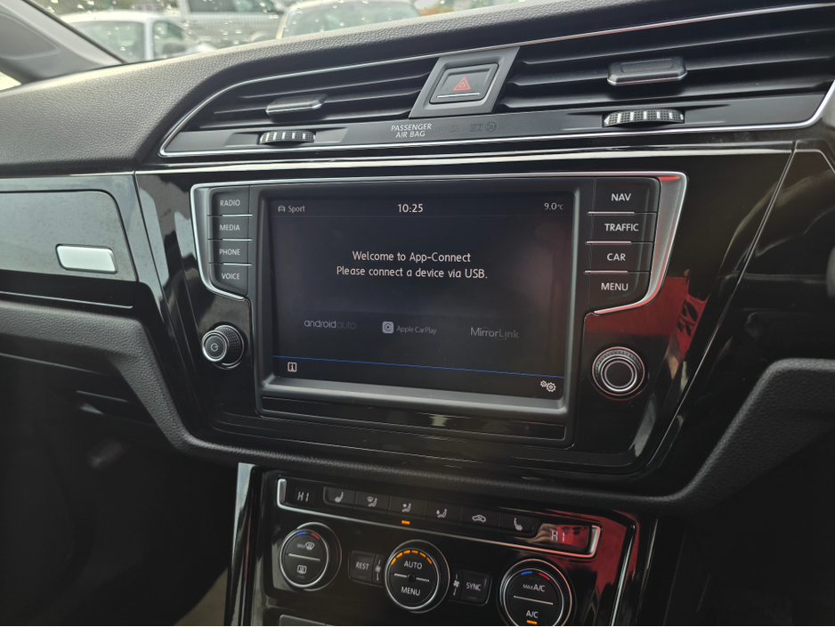 2016 Volkswagen Touran ( 162 REG 1.4 HIGHLINE 7 SEATER CARPLAY ANDROID AUTO LARGE TOUCH SCREEN - SPECIALISING IN IMPORTS OF GERMAN AUTOMATIC HI SPEC €16,950