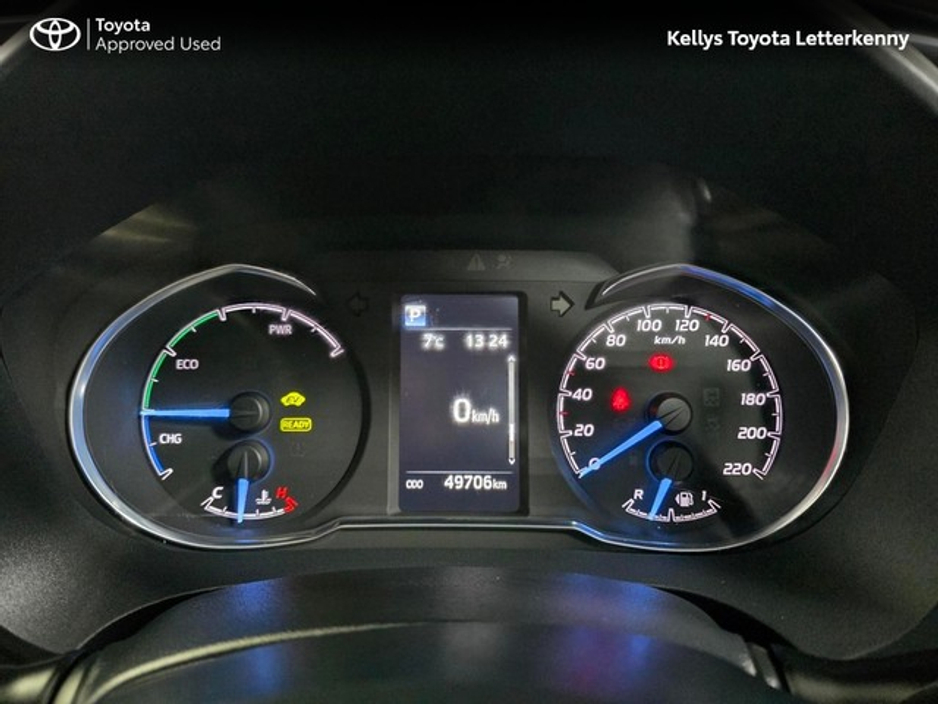 2020 Toyota Yaris - image 14