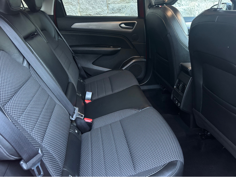 2023 Renault Arkana TECHNO TCE 140 AUTO 5DR**//**SAT NAV**//**CRUISE CONTROL**//**RENAULT WARRANTY TILL JAN 2028**//**LANE DEPARTURE ALERT**//**AUTO LIGHTS**//**AUTO WIPERS**//**TRADE IN WELCOME**//**FINANCE AVAILABLE!!! €21,995