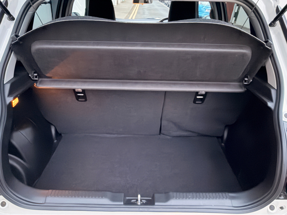 2022 Suzuki Swift SZ5 HYBRID  1.2 REVERSING CAMERA ,  UP TO 6 YEARS WARRANTY  5DR €16,450