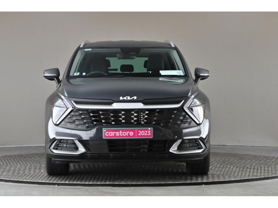 2023 Kia Sportage - image 2