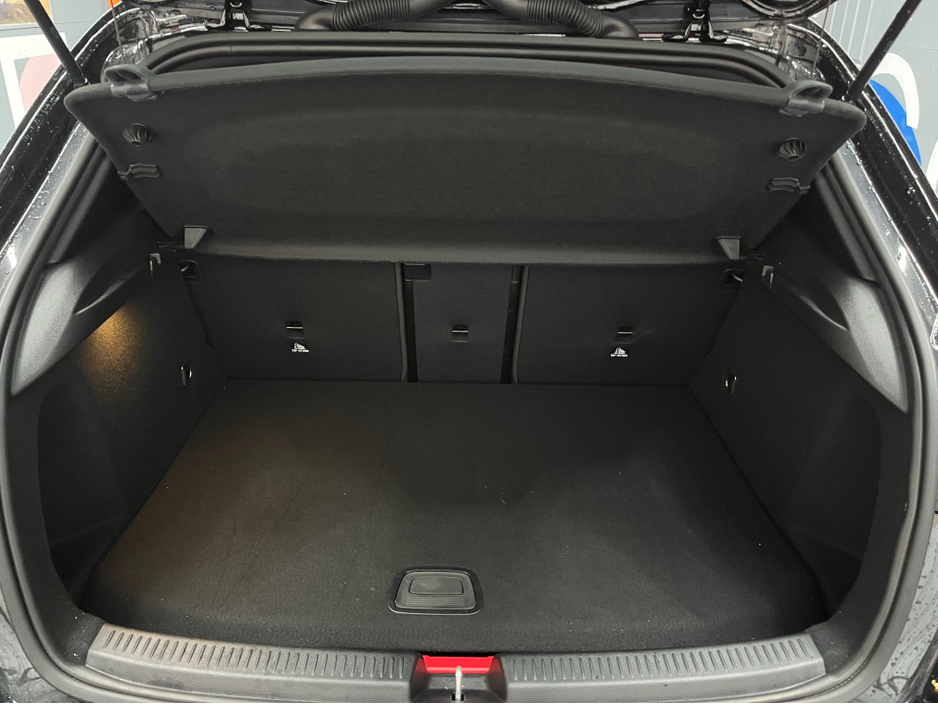 2023 Mercedes-Benz A Class €34950 2023 MERCEDES-BENZ A250E 1.4 AUTOMATIC / CRUISE CONTROL / 360° PARKING CAMERA / ELECTRIC MEMORY & HEATED SEATS / PANORAMIC SUNROOF / PADDLE SHIFTERS €34,950