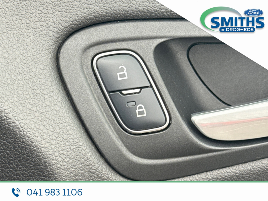 2018 Ford Focus - image 26