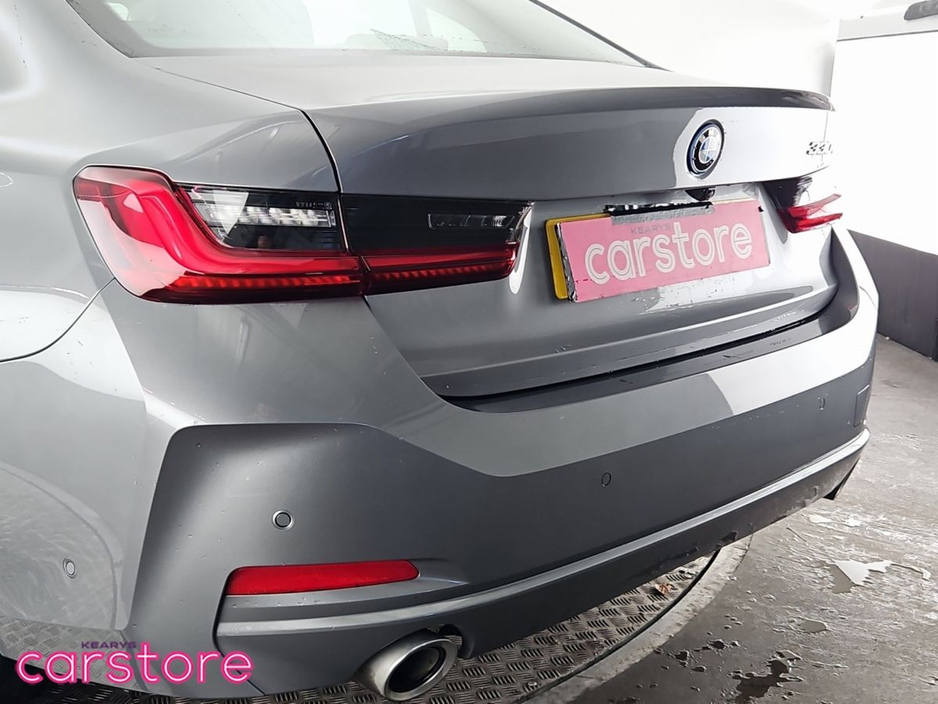 2024 BMW 3 Series 330 E Sport Auto 330 e Sport 330 e 292 12kWh PHEV 113BHP /83kw Step Auto Start/Stop €43,380