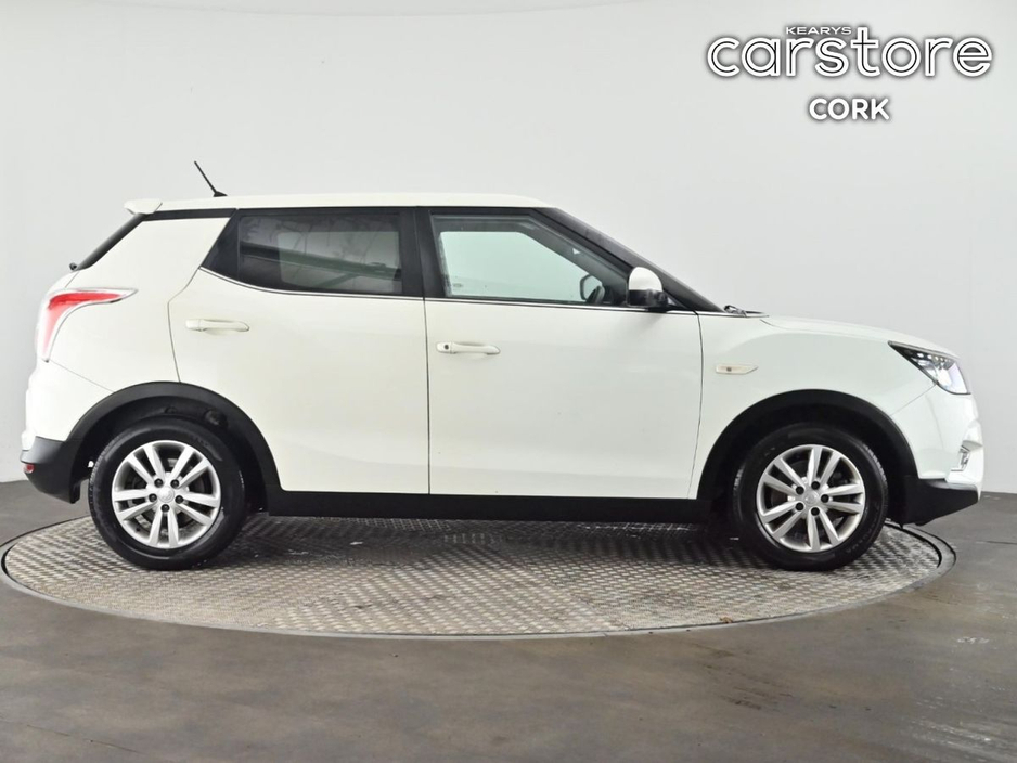 2016 Ssangyong Tivoli 1.6 D Manual ES €9,880