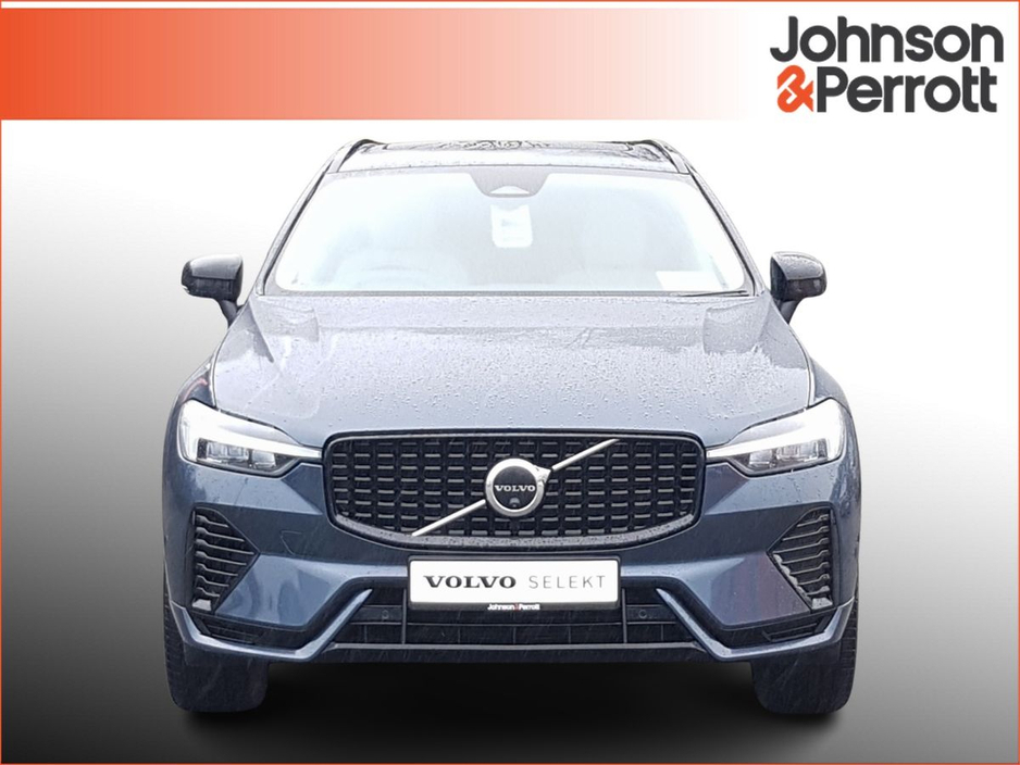 2022 Volvo XC60 T6 350hp AWD PHEV Plus Dark (Two Year Volvo Warranty + Two Year Volvo Service Plan) €46,900