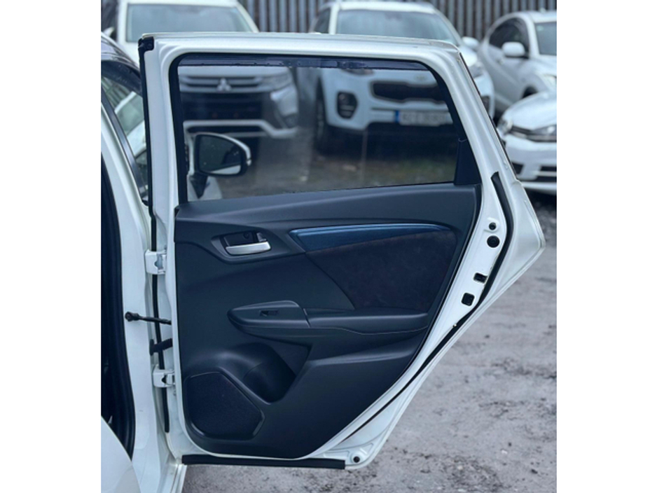 2017 Honda Shuttle - image 13