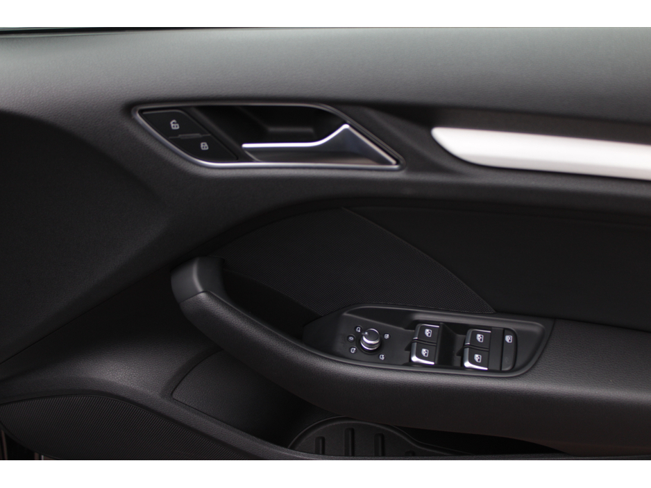 2019 Audi A3 - image 10